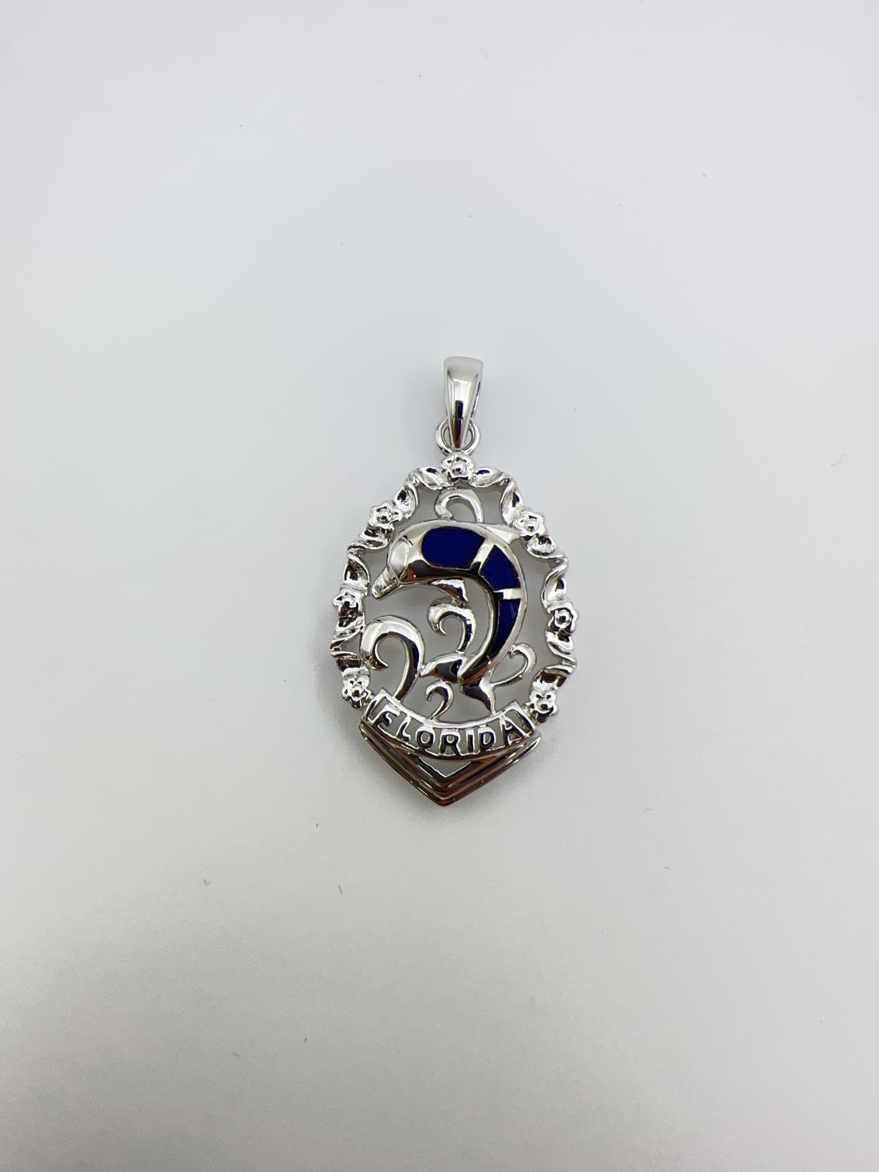 ما هي مجوهرات المينا؟